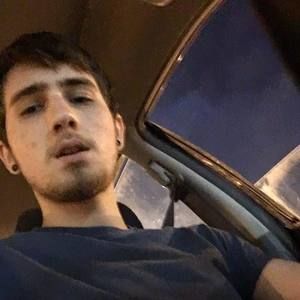 Meet your Posher, Aaron